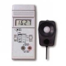 Stanpro (Standard Products Inc.) 38059 - DIGITAL LIGHT METER WITH POUC